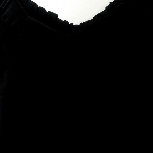 🖤 Title: Lewit Black Wide Leg Jumpsuit – Size 8 Sexy, Sleek & Pocket-Perfect - Picture 8 of 13